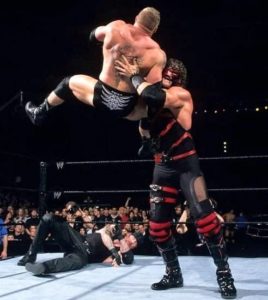 Kane finishing move Chokeslam