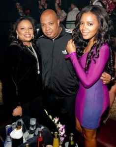 Angela Simmons with her parents