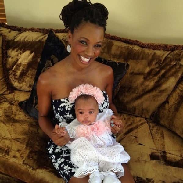 Shanola Hampton Wiki, Height, Weight, Age, Boyfriend, Family, Biography(02)