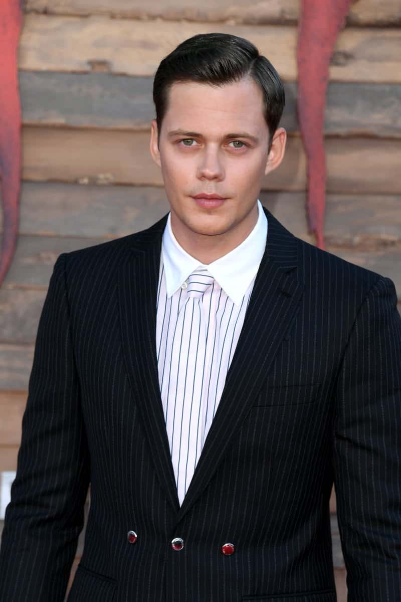 Bill Skarsgård Biography, Age, Wiki, Height, Weight, Girlfriend, Family ...