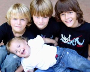 Hayden Summerall with his brothers