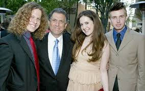 Les Moonves with sons & daughter