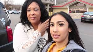 Queen Naija with her sister Terrell