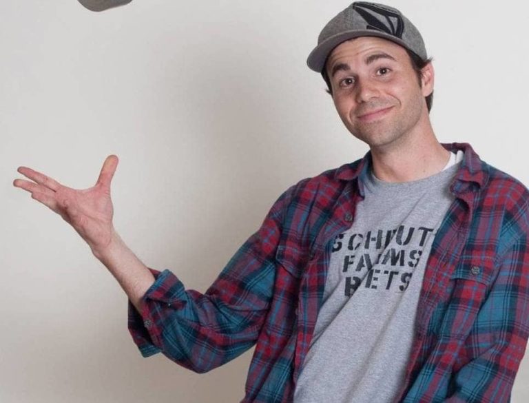 Mark Rober Biography, Age, Wiki, Height, Weight, Girlfriend, Family & More