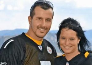 Chris Watts with his wife