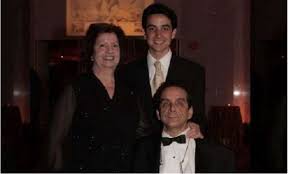 Robyn Krauthammer with her wife & son