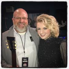 Maddie Poppe with her father