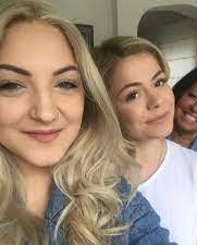 Julia Michaels with her sister
