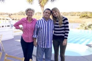 Naomie Olindo with her parents