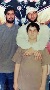 Adnan Syed with his brother