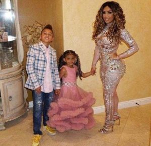 Angel Brinks with her son & daughter