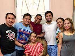 Manny Pacquiao with his family