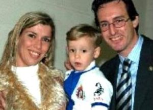 Luisa Fernandez with her husband & son