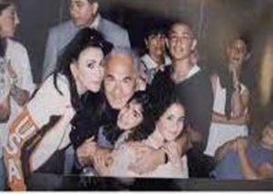 Nikki Mudarris with her family
