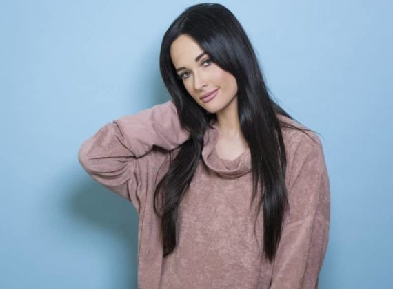 Kacey Musgraves Biography, Age, Wiki, Height, Weight, Boyfriend, Family