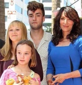 Katey Sagal with her children