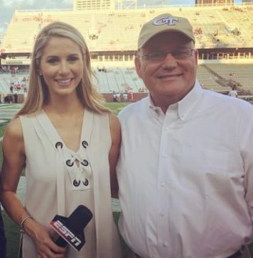 Laura Rutledge Biography, Age, Wiki, Height, Weight, Boyfriend, Family ...