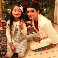 Angelina Jordan with her sister