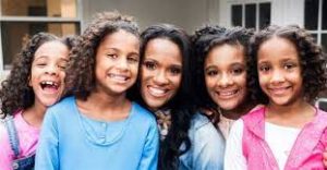 Wynter Pitts with her daughters