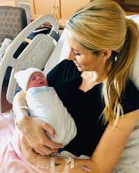 Laura Rutledge with her daughter