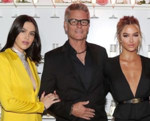 Harry Hamlin with his daughters