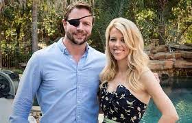 Dan Crenshaw with his wife