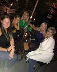 Vicki Gunvalson with her sisters