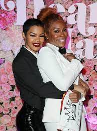 Teyana Taylor with her mother