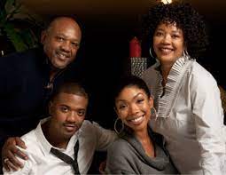 Brandy Norwood with her family