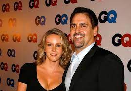 Mark Cuban with his wife