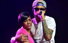 August Alsina with his mother