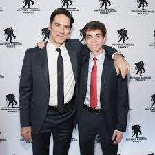 Thomas Gibson with his son Travis