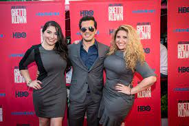 John Leguizamo with his sisters
