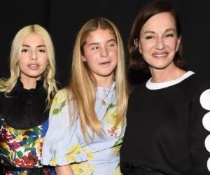 Cynthia Rowley with her daughters