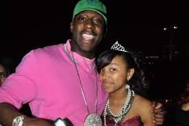 Zonnique Pullins with her father