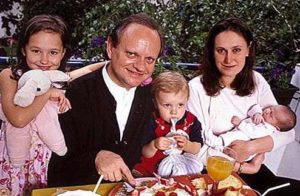 Joel Robuchon with his wife & kids