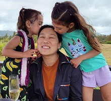 Priscilla Chan with her daughters