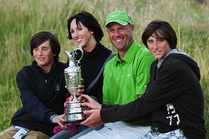 Stewart Cink with his wife & sons